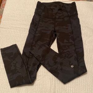Lululemon Navy and black, camo leggings